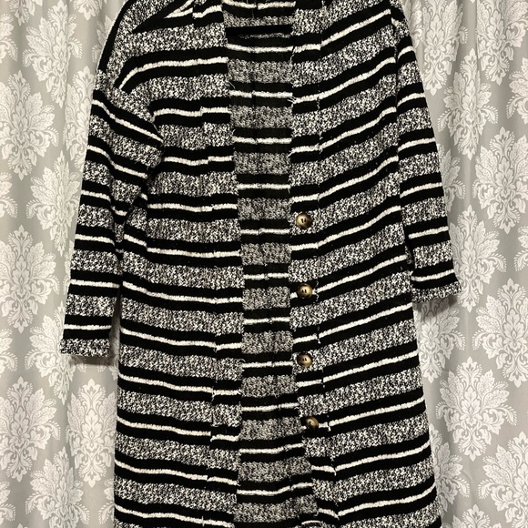 Cute striped sweater - Picture 3 of 9